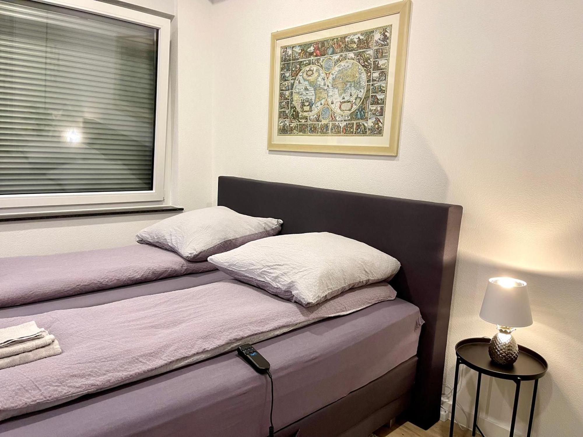 Neu Wunderschoenenes Weisses Apartament Am Schloessle Zentrum Goldstadt Pforzheim Exteriér fotografie