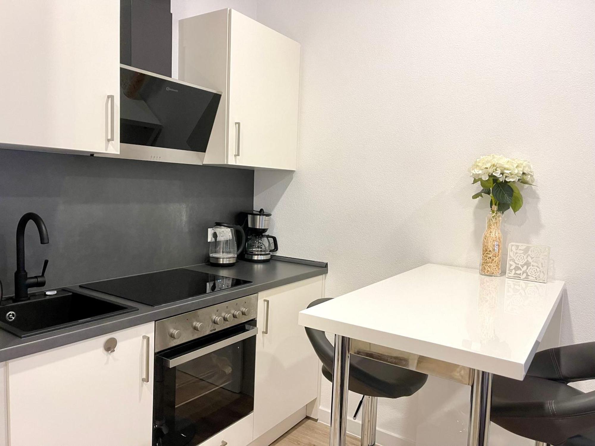 Neu Wunderschoenenes Weisses Apartament Am Schloessle Zentrum Goldstadt Pforzheim Exteriér fotografie